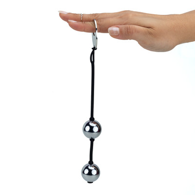 Foto 3 do produto Esferas para Pompoarismo em Metal com Cordão de Silicone - Topo Toys | 188g
