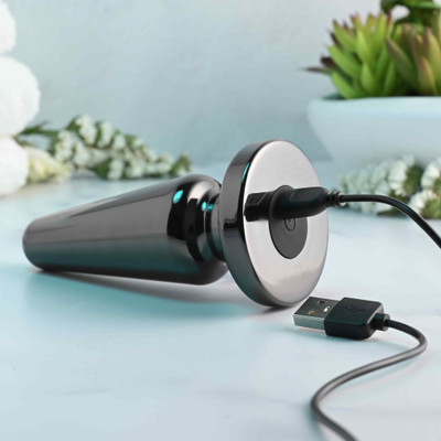 Foto 4 do produto Plug Anal Cônico em Alumínio Cromado com 7 Modos de Vibração, Recarregável e Base de Ventosa Removível - Evolved Advanced Plug Metal | 9,1 x 3,9 cm