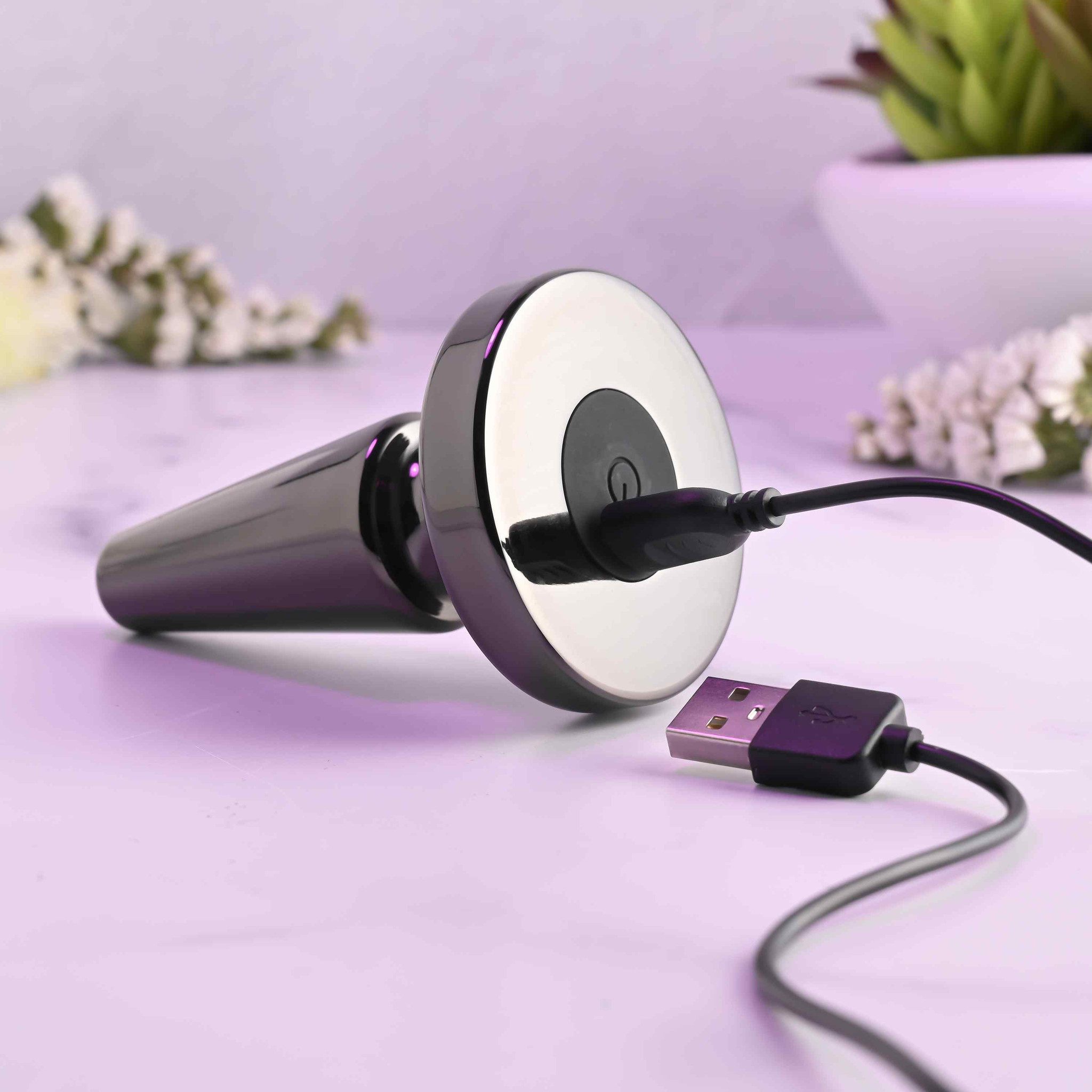 Plug Anal Cônico em Alumínio Cromado com 7 Modos de Vibração, Recarregável e Base de Ventosa Removível - Evolved Beginner Plug Metal | 7,6 x 3 cm - 4