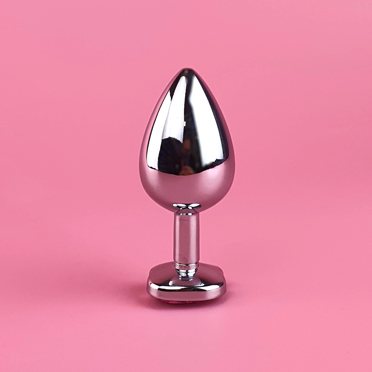 Plug Anal Cônico "G" Com Detalhe de Pedra no Formato Hello Kitty - Mimosa Love | 8,5 x 3,9 cm - 3