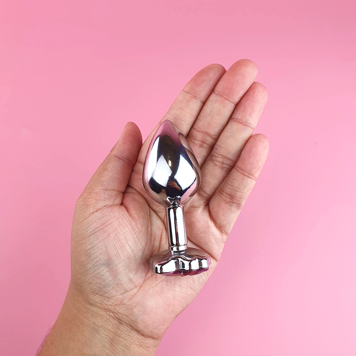 Plug Anal Cônico "M" Com Detalhe de Pedra no Formato Hello Kitty - Mimosa Love | 7,5 x 3,3 cm - 5