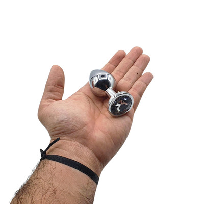 Foto 4 do produto Plug Anal Cônico "M" em Metal com Detalhe de Joia na Base - Adam & Eve Medium Gem Anal Plug | 6,8 x 3,3 cm | Disponível em 2 Cores