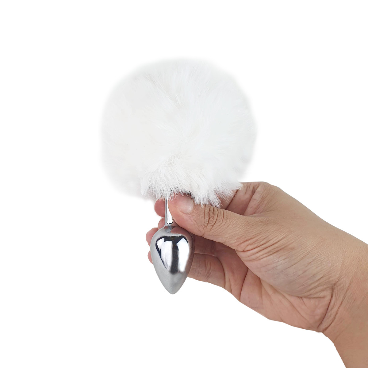 Plug Anal "P" em Alumínio e Formato Cônico com Detalhe de Pompom - 3R Import | 6 x 2,6 cm | Disponível em 2 Cores - 4