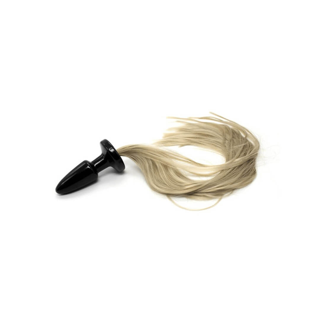 Plug Anal Cônico em PVC com Cauda de Fios Longos - 9,3 x 3,7 cm - 3