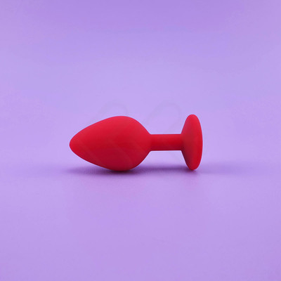 Foto 12 do produto Plug Anal Cônico em Silicone com Joia na sua Base no Tamanho "P" - 6,5 x 2,7 cm | Disponível em 4 Cores