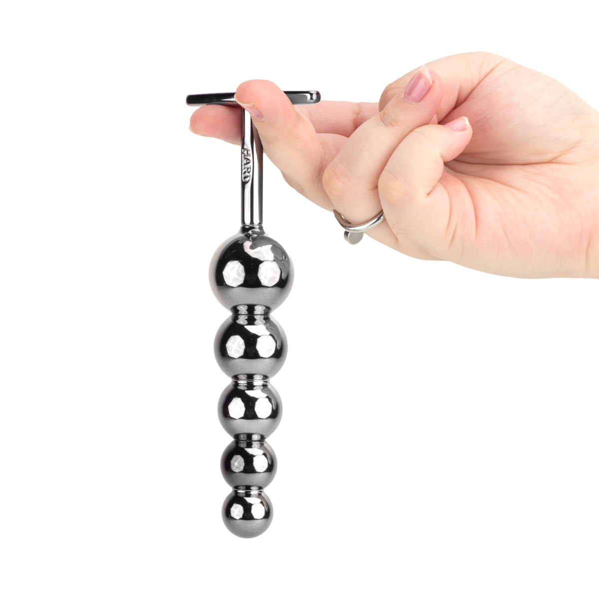 Plug Anal Escalonado em Metal com 5 Esferas de Tamanhos Gradativos e Suporte para Pegada - Hard Plug Ball | 14,8 x 3 cm | Disponível em 3 Cores - 4
