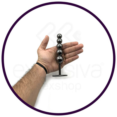 Foto 4 do produto Plug Anal Escalonado em Metal com 5 Esferas de Tamanhos Gradativos e Suporte para Pegada - Hard Plug Ball | 14,8 x 3 cm | Disponível em 3 Cores
