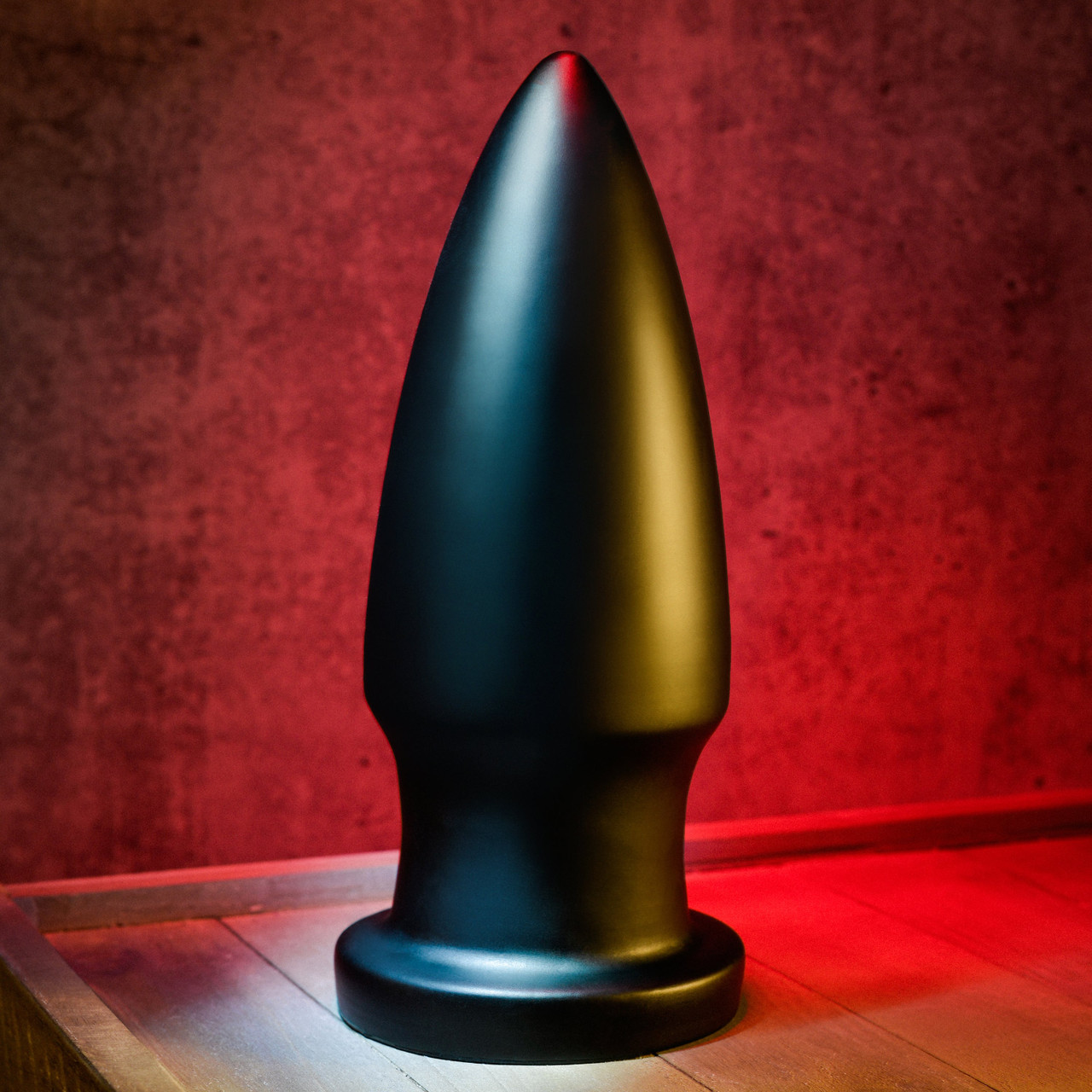 Plug Anal Gigante em Silicone no Forma de Bala - Zero Tolerance Titan | 21,5 x 8,8 cm - 1