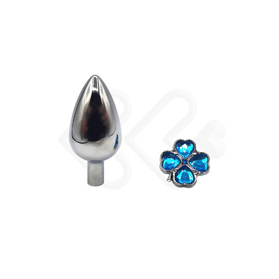 Foto 12 do produto Plug Anal "M" em Aço com Joias na Base no Formato de Trevo - Sexy Import - 6,8 x 3,4 cm | Disponível em 6 Cores