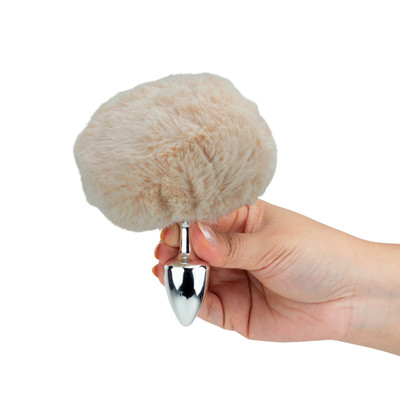 Plug Anal Tamanho ''P'' em Metal com Pompom - 5,4 x 2,6 cm | Hard | Disponível em 10 Cores
