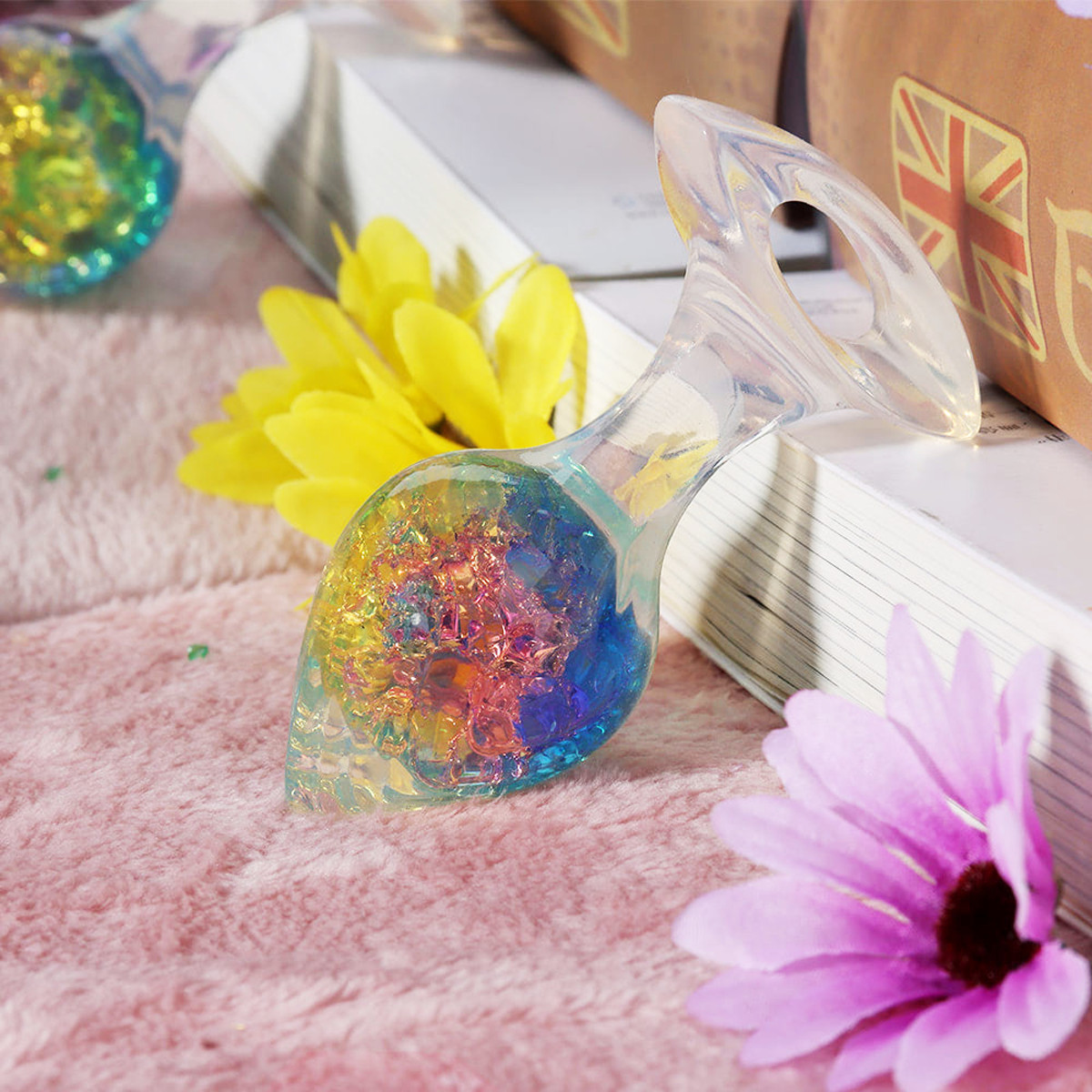 Plug Anal P em Formato Cônico de Diamante com Esfera Interna e Alça de Segurança - YouVibe | 6,4 x 3,2 cm | Disponível em 6 Cores - 8