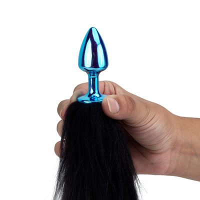 Plug Anal em Metal no Tamanho P com Rabo Alongado - Hard | 5,7 x 2,6 cm | Disponível em 10 Cores