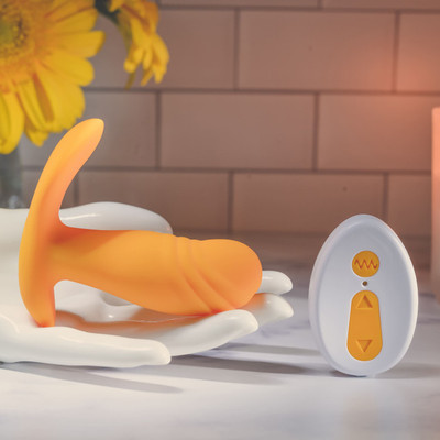 Foto 8 do produto Plug Anal em Silicone com Glande, 6 Modos de Vibração, 2 Níveis de Intensidade, Controle Remoto Sem Fio, Resistente à Água e Recarregável - Evolved Creamsicle | 7 x 2,8 cm