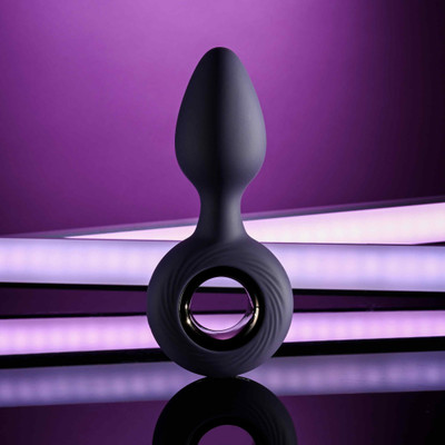 Foto 3 do produto Plug Anal em Silicone Sedoso com 12 Modos de Vibrações Poderosos e Carregamento vai Cabo USB - Evolved My Precious | 6,5 x 3,4 cm