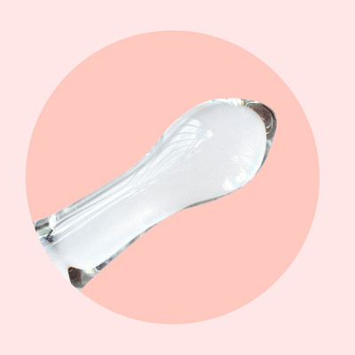 Foto 2 do produto Plug Anal em Vidro com Design Escalonado e Base com Formato de Coração - 3R | 15,5 x 3 cm