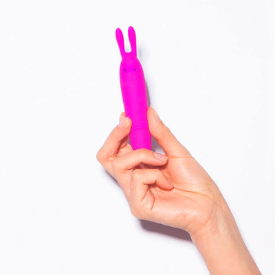 Vibrador Estimulador de Clítoris em Silicone com Forma de Coelho e 10 Modos de Vibração - Pretty Love Boyce | 13 x 2,5 cm