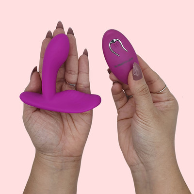 Estimulador de Clítoris com Penetrador, 12 Modos de Vibrações e Controle Remoto Sem Fio - Pretty Love Magic Fingers | 7 x 2,6 cm