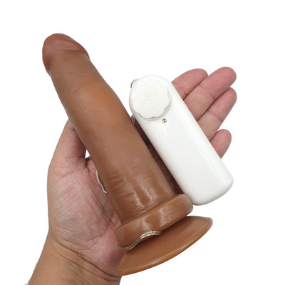 Foto 2 do produto Prótese 6 em Formato de Pênis com Glande Definida, Ventosa e Vibro Multivelocidade - Você & Ele | 14,5 x 3,7 cm | Cor: Marrom