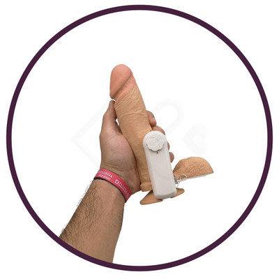 Foto 5 do produto Prótese em Formato de Pênis Realístico com Escroto, Ventosa e Vibração Multivelocidade - Real Peter | 17 x 4,4 cm | Cor: Bege
