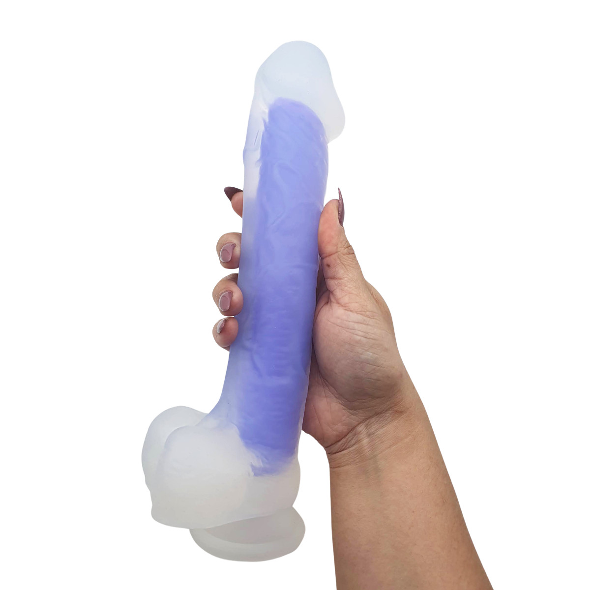 Prótese Peniana com Escroto e Ventosa em Silicone com Efeito Fosforescente - Evolved Luminous Dildo Stud | 21,5 x 4,8 cm - 5