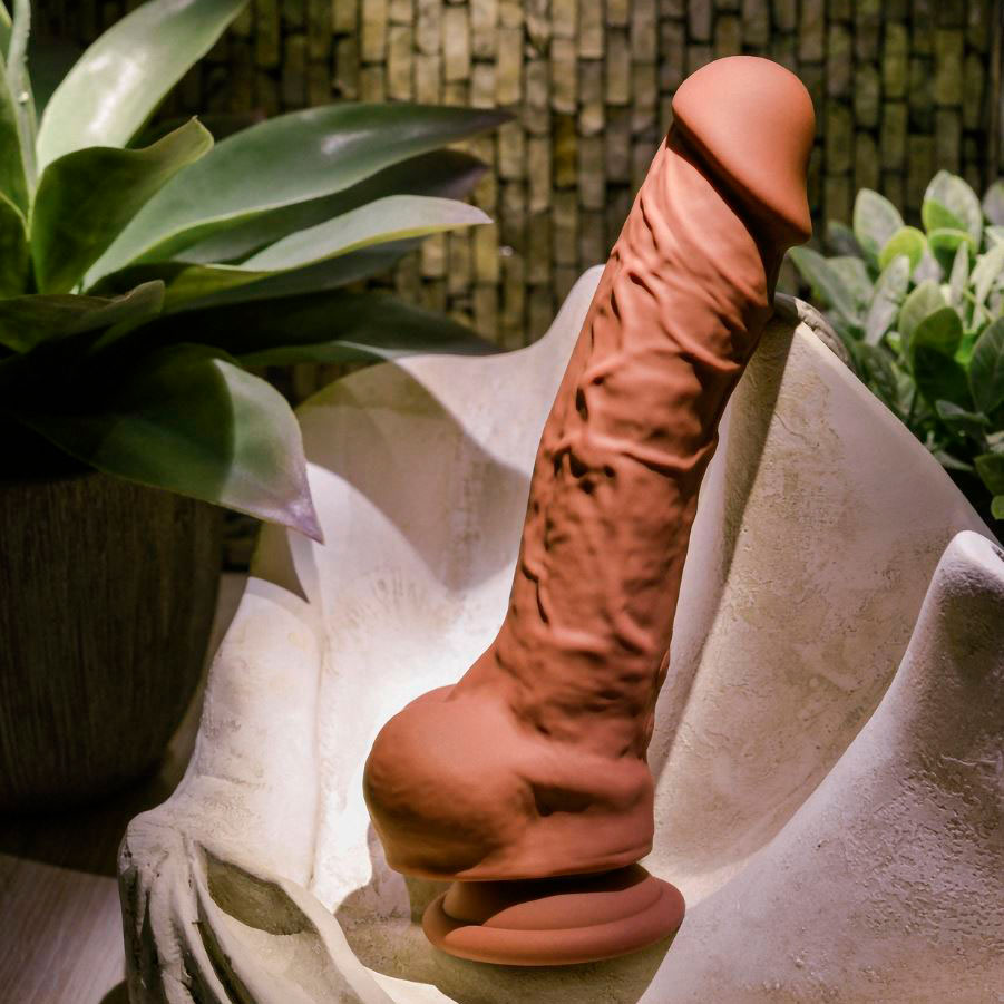 Prótese Peniana Realística com Escroto, 10 Modos de Vibração, Ventosa e Função de Esguichar - Evolved Big Shot | 16 x 4,2 cm | Disponível em 2 Cores - 4