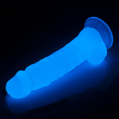 Foto 4 do produto Prótese Peniana em TPE com Escroto, Base Ventosa e Efeito Fosforescente - Lovetoy Lumino Play 8.5 | 17 x 4,7 cm