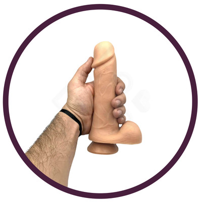 Prótese Peniana Ultra Realística com Glande Definida, Veias Salientes, Escroto e Ventosa na Base - Sexy Fantasy My Dick | 15 x 4,3 cm