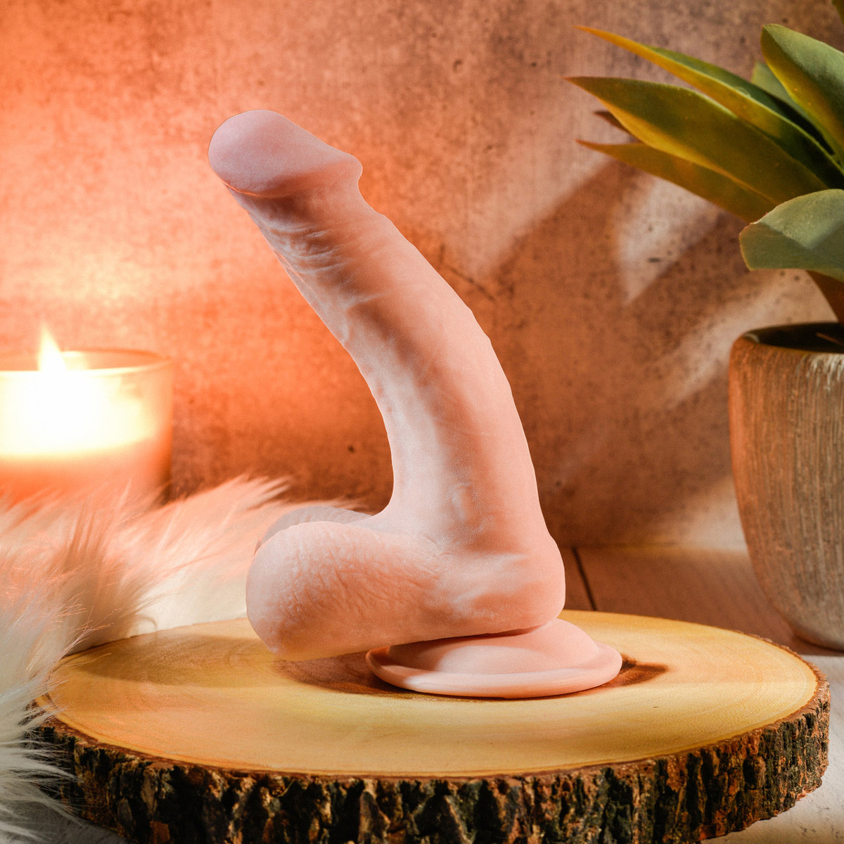 Prótese Realística em Cyberskin com Escroto, Vértebra e Ventosa na Base - Evolved Flex Skin Poseable Dildo 7.75 | 13,7 x 3,6 cm | Disponível em 2 Cores - 7