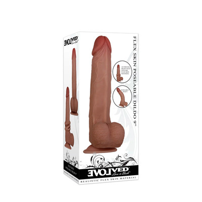 Foto 5 do produto Prótese Realística em Cyberskin com Escroto, Vértebra e Ventosa na Base - Evolved Flex Skin Poseable Dildo 9 | 16 x 4,1 cm | Disponível em 2 Cores