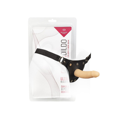 Prótese Realística em Cyberskin com Vértebra Interna e Cinta Peniana Ajustável - CyberDildo 6 | 12,6 x 2,9 cm