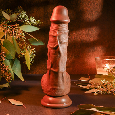 Prótese Realística Flexível com Escroto e Ventosa na Base - Evolved Realistic Dildo 8 | 15 x 4 cm | Disponível em 2 Cores
