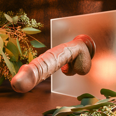Foto 6 do produto Prótese Realística Flexível com Escroto e Ventosa na Base - Evolved Realistic Dildo 8 | 15 x 4 cm | Disponível em 2 Cores