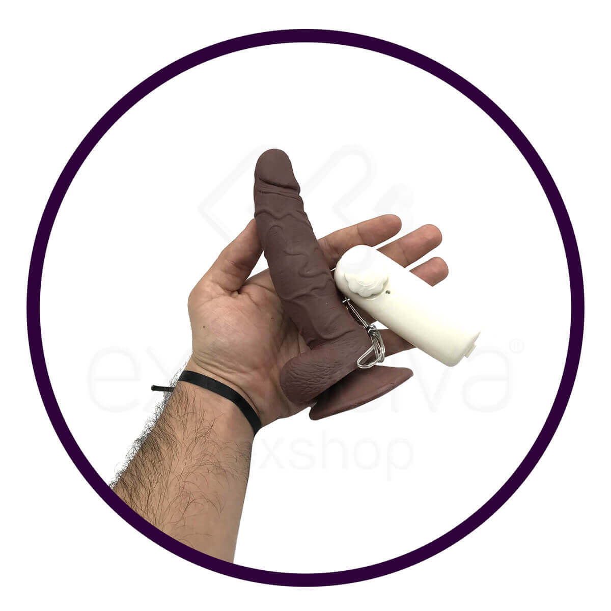 Prótese em Formato de Pênis Curvo com Escroto, Ventosa e Vibração em Multivelocidade - Real Peter | 15 x 3,5 cm | Disponível em 3 Cores - 9