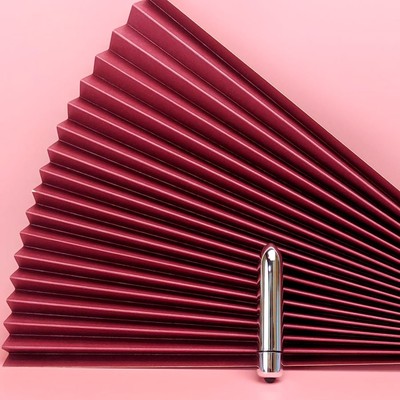 Estimulador de Próstata em Silicone com Vibração Única e Potente - S-Hande Lovearrow | 10 x 2,8 cm