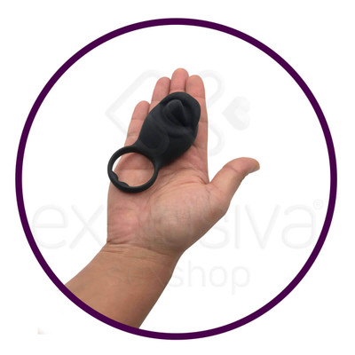 Foto 4 do produto Silicone Love Ring Tongue - Anel Peniano com Estimulador de Clítoris em Silicone com 10 Modos de Vibrações | Cor: Preto