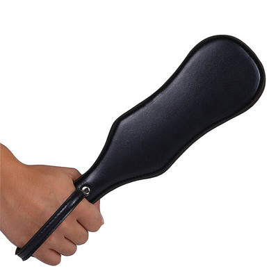Foto 6 do produto Spanking Paddle - Palmatória em Couro com Formato de Violão e Rebites na Base com Alça de Segurança - 31,5 cm