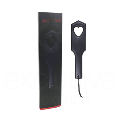 Foto 1 do produto Spanking Paddle - Palmatória Feita em Couro com Formato de Coração - 31,5 cm