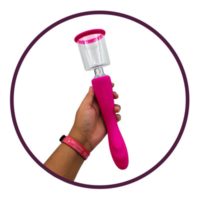 Foto 3 do produto Vibrador Estimulador de Ponto G e Sugador de Clítoris e Mamilos, Possui 7 Modos de Vibrações e 3 Intensidades de Sucção - Sugator 1 Intt Toys | 29 x  4 cm | Disponível em 2 Cores