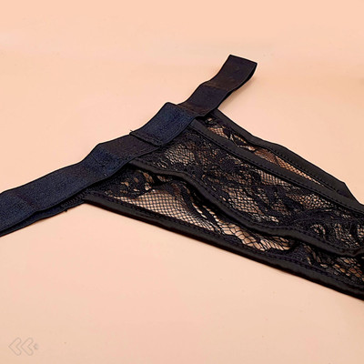 Foto 6 do produto Tanga Feminina em Rendão com Detalhes Florais e Suporte para Acessórios - Magic Panty | Tamanho Único