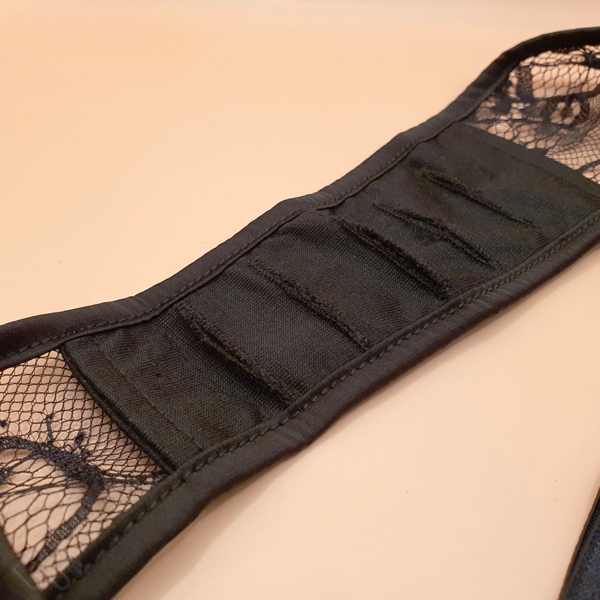 Tanga Feminina em Rendão com Detalhes Florais e Suporte para Acessórios - Magic Panty | Tamanho Único - 2