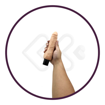 Foto 4 do produto The Realistic Cock - Prótese Realística em Forma de Pênis em Cyberskin com Multivelocidade - 15,2 x 3,5 cm