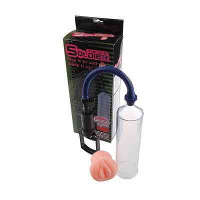 The U.S. Soldier Penis Pump - Bomba Peniana Manual com Manopla e Anel em Cyberskin com Formato de Vagina