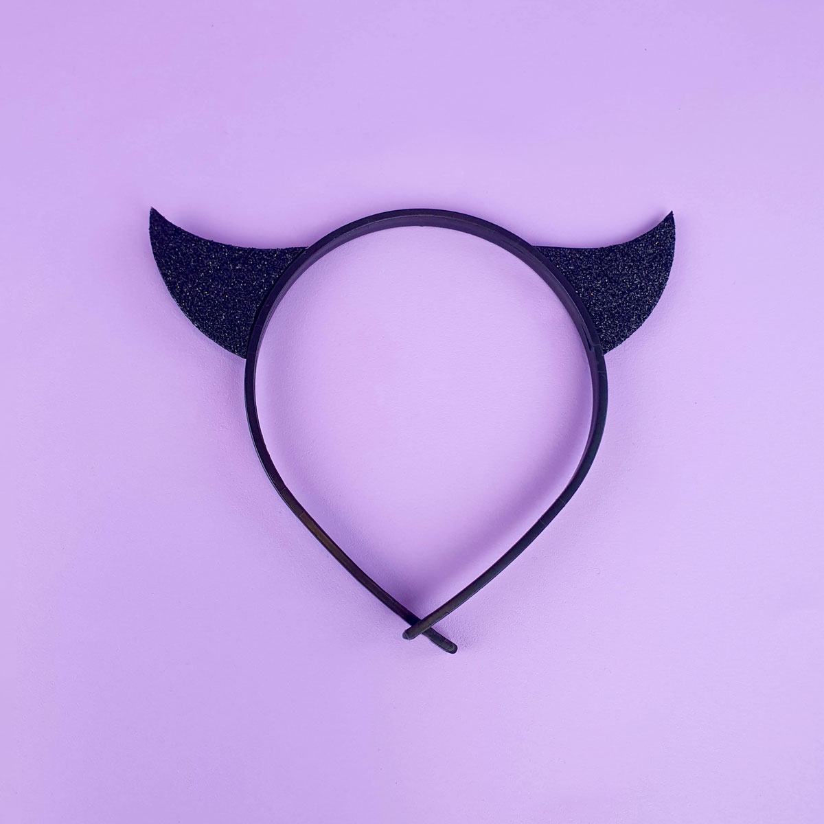 Tiara Diabinho com Glitter - FestaChic | Disponível em 2 Cores - 5