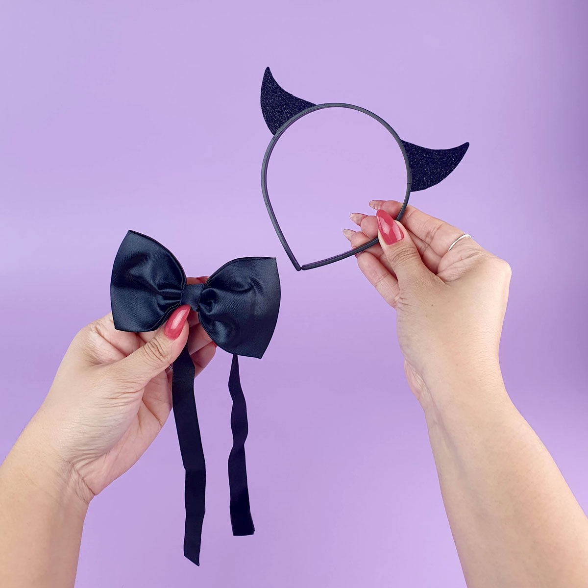 Tiara Diabinho com Glitter e Gravata Borboleta - FestaChic | Disponível em 2 Cores - 5