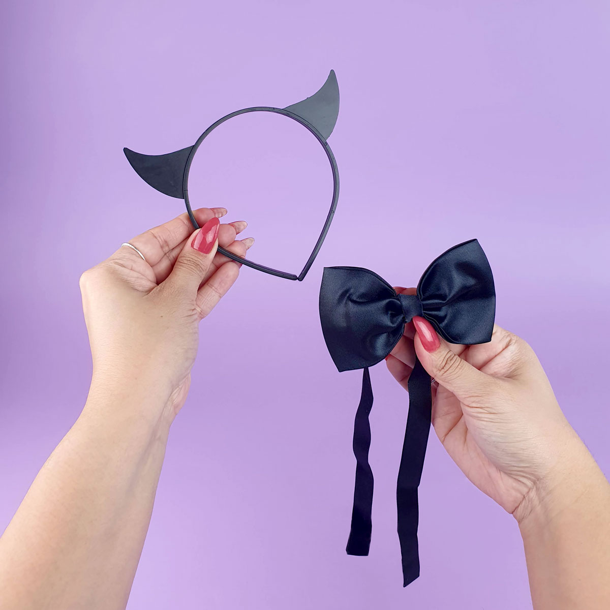 Tiara Diabinho Com Gravata Borboleta - FestaChic | Disponível em 2 Cores - 3