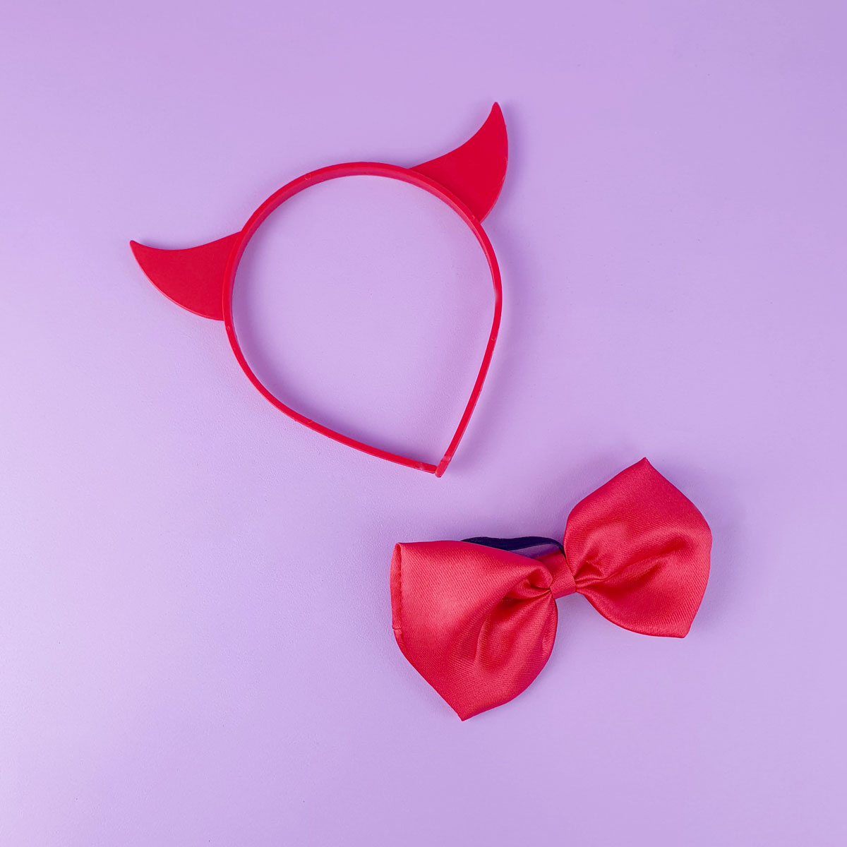 Tiara Diabinho Com Gravata Borboleta - FestaChic | Disponível em 2 Cores - 4