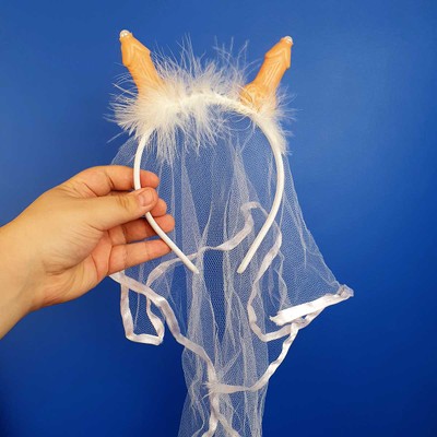 Tiara Véu de Noiva Decorada com Pluma e Mini Pênis - FestaChic