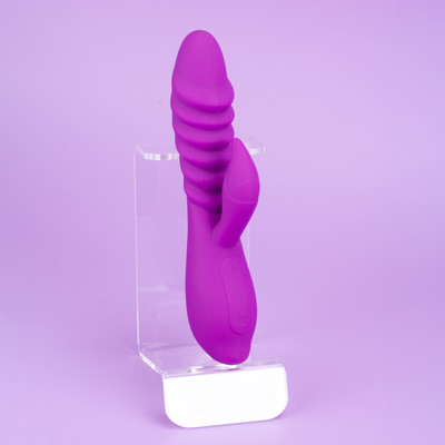 Foto 1 do produto Vibrador Estimulador de Ponto G e Clitóris com Texturas Massageadoras, 7 Modos de Vibração e Aquecimento - Topo Toys Ella | 11 x 3,9 cm