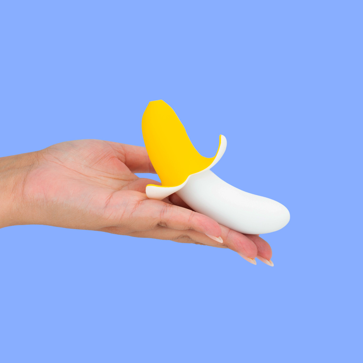 Vibrador Estimulador de Ponto G e Clitóris em Forma de Banana com 10 Modos de Vibração e Recarregável - Topo Toys Little Banana | 7,5 x 3 cm - 5