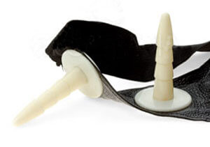 Cinta Peniana Invertida Dupla em Courvin com 2 Pênis Realísticos em Cyberskin - Ultra Female Harness - 5